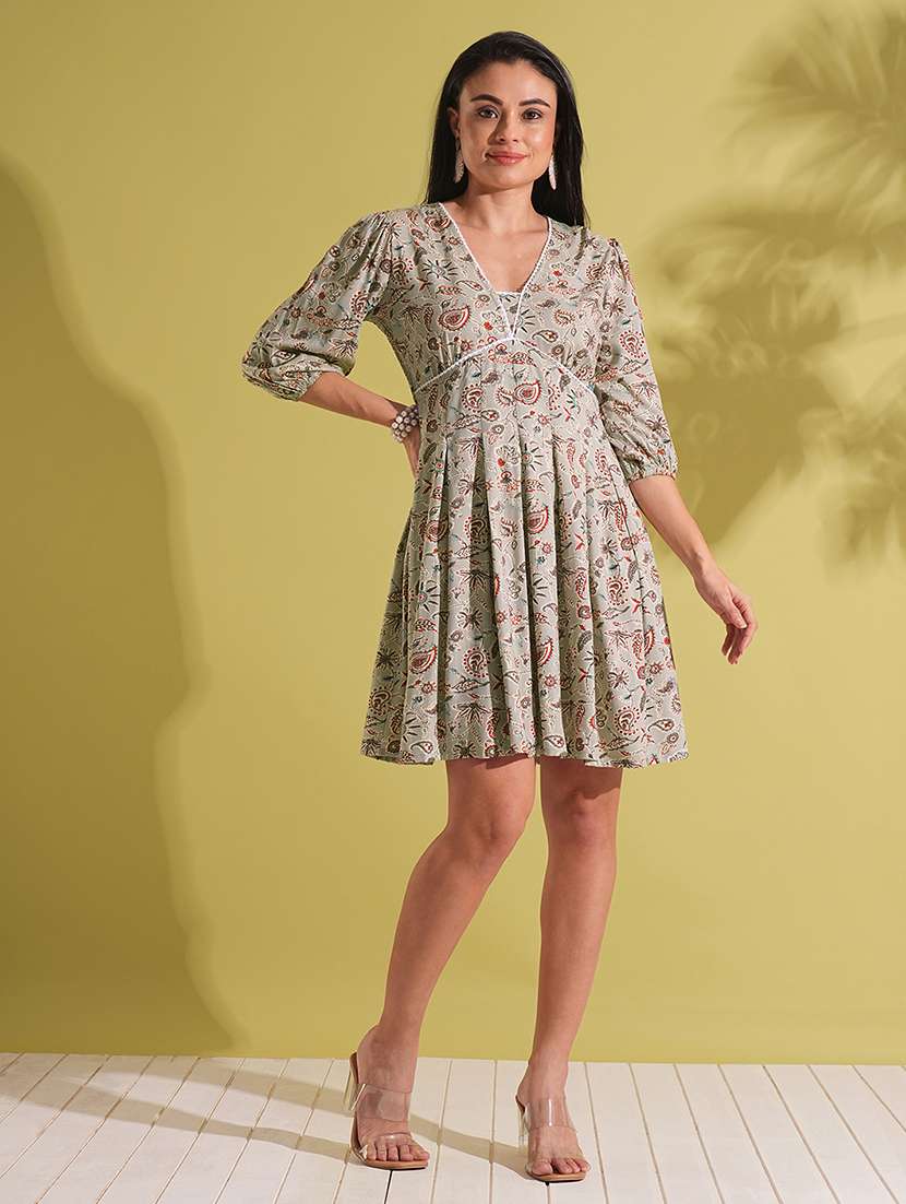 globus women grey v-neck puff sleeves paisley print lace insert pleated a-line fusion dress - 21704492 - Zoom Image - 0