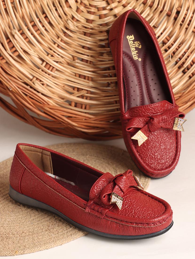 women maroon slip on loafer - 21705403 - Zoom Image - 0