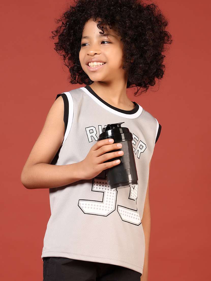 boys typographic print sleeveless t-shirt