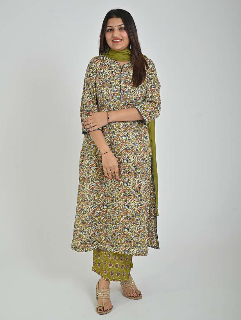 women paisley printed kurta palazzo set with dupatta