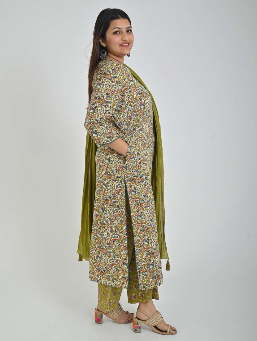 women paisley printed kurta palazzo set with dupatta - 21707087 -  Standard Image - 1