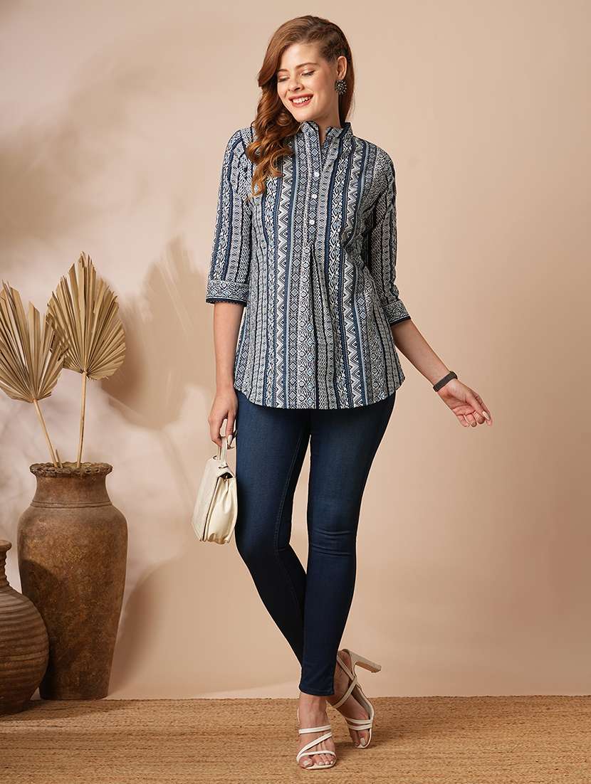 women printed three quarter sleeve straight top - 21707213 -  Standard Image - 4
