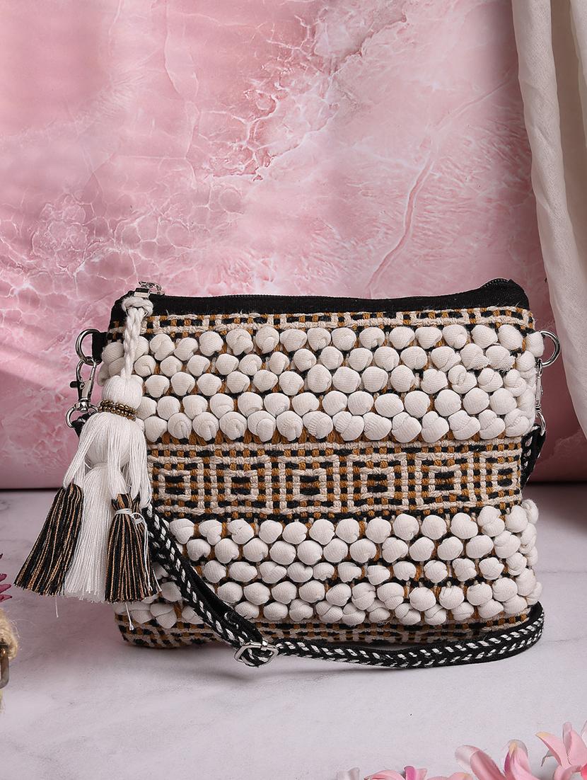 women black geometric sling bag - 21707568 - Zoom Image - 0