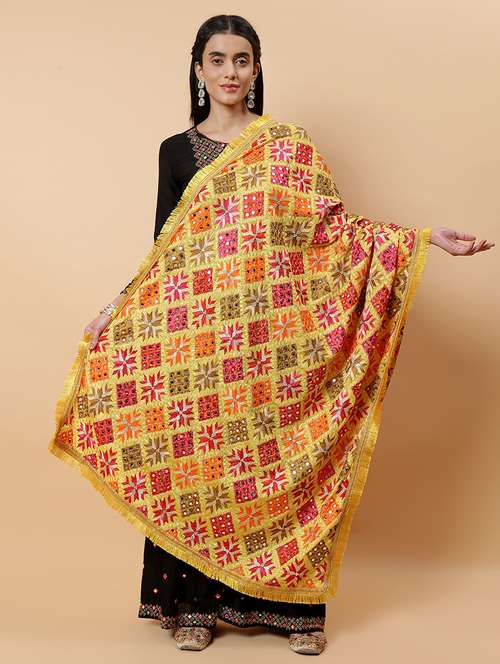 women phulkari dupatta with mirror work - 21707674 -  Standard Image - 0