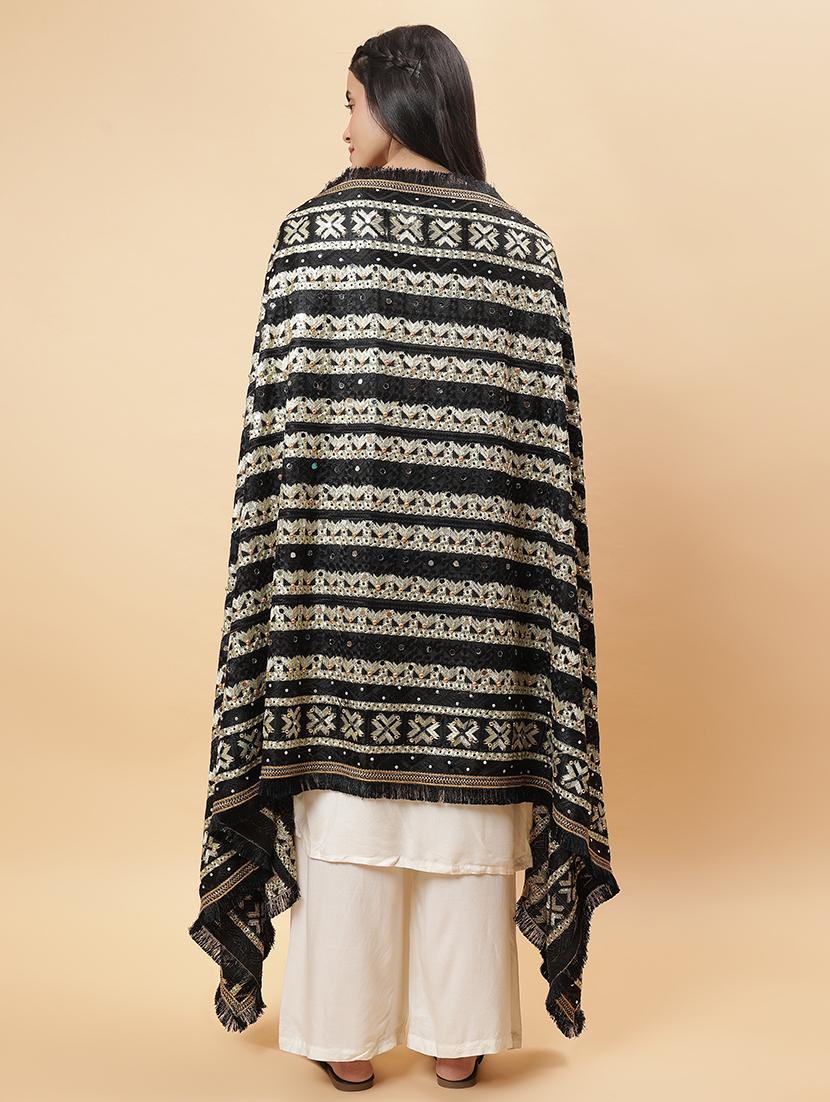women phulkari dupatta with mirror work - 21707677 - Standard Image - 4