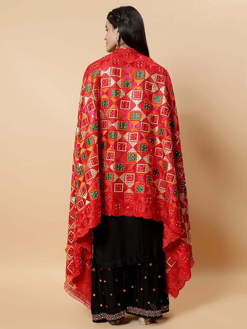 women phulkari dupatta with mirror work - 21707680 - Standard Image - 4