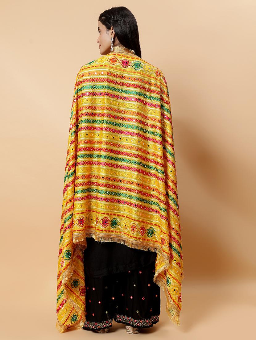 women phulkari dupatta with mirror work - 21707682 - Standard Image - 4