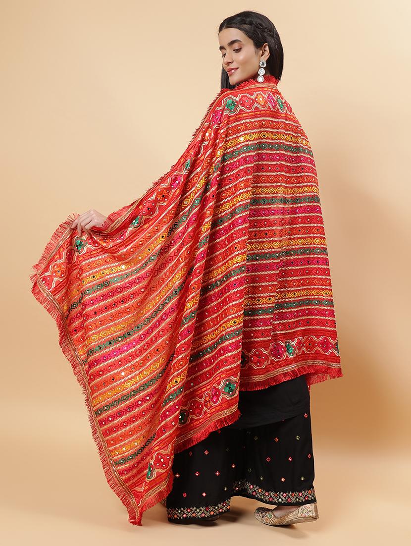 women phulkari dupatta with mirror work - 21707683 - Standard Image - 4