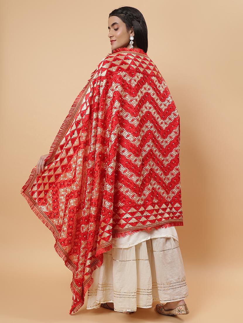 women phulkari dupatta with mirror work - 21707690 - Standard Image - 4