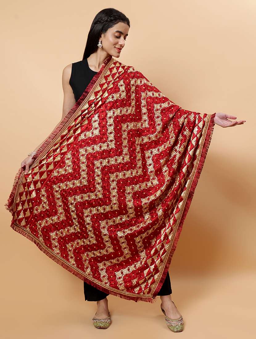 women phulkari dupatta with mirror work