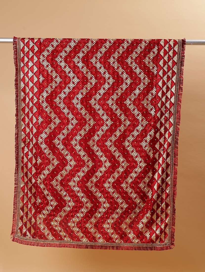 women phulkari dupatta with mirror work - 21707693 - Standard Image - 6