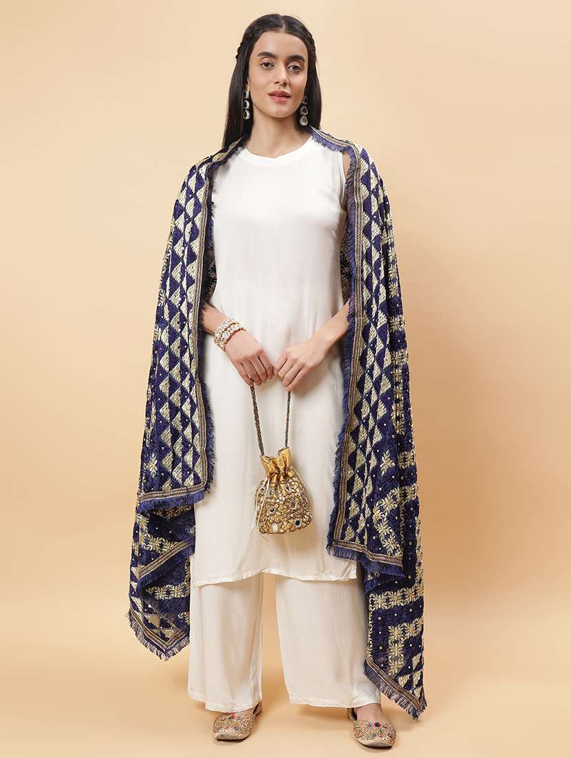 women phulkari dupatta with mirror work - 21707695 -  Standard Image - 1