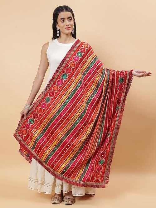 women phulkari dupatta with mirror work