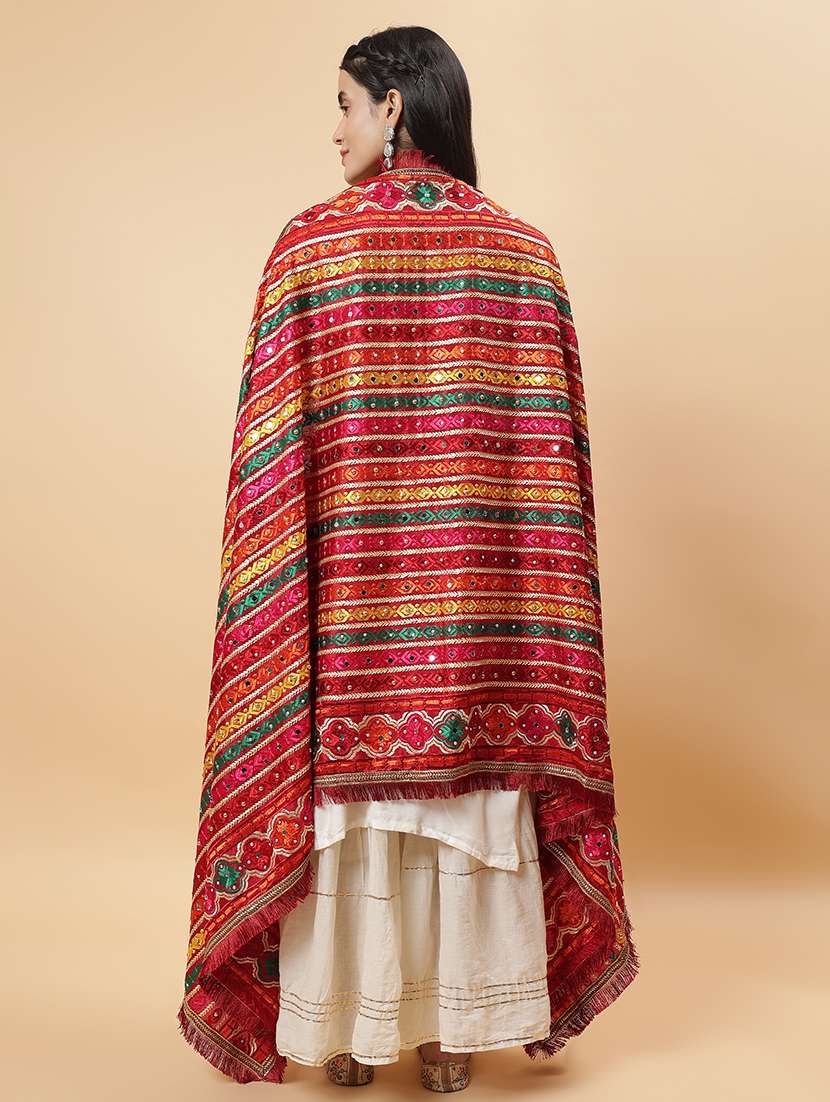 women phulkari dupatta with mirror work - 21707698 -  Standard Image - 4