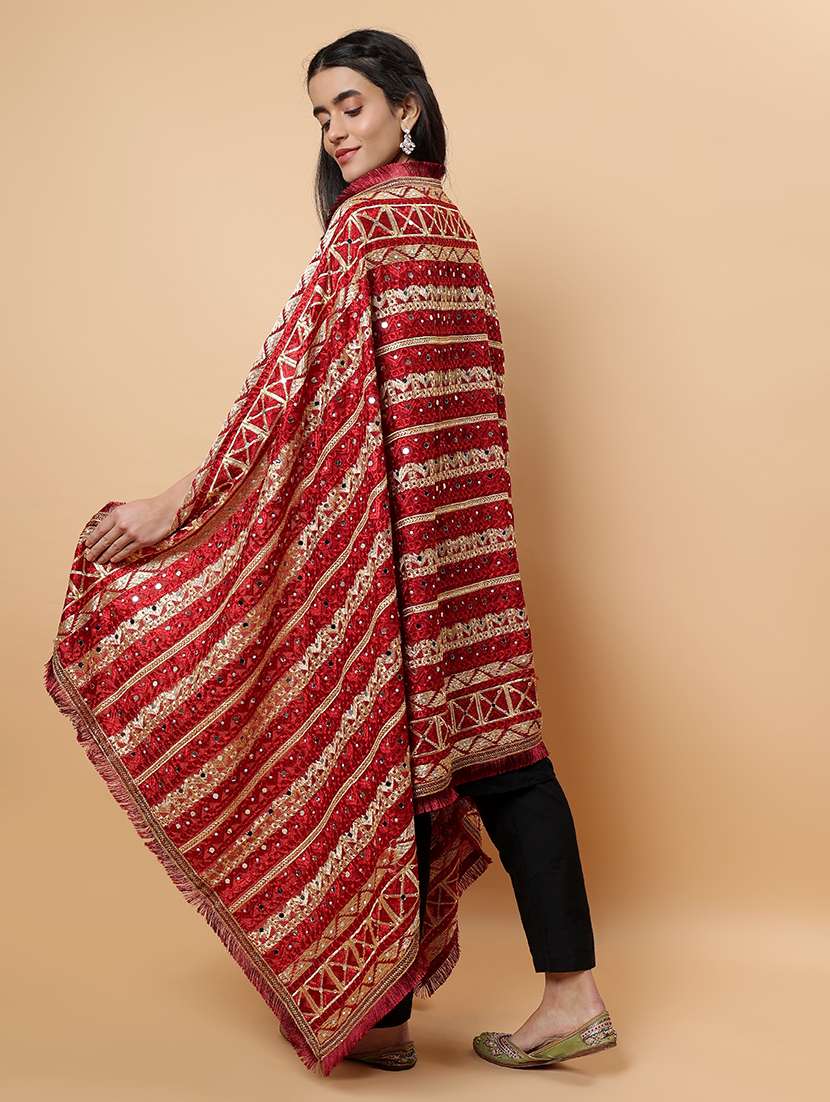 women phulkari dupatta with mirror work - 21707703 -  Standard Image - 4