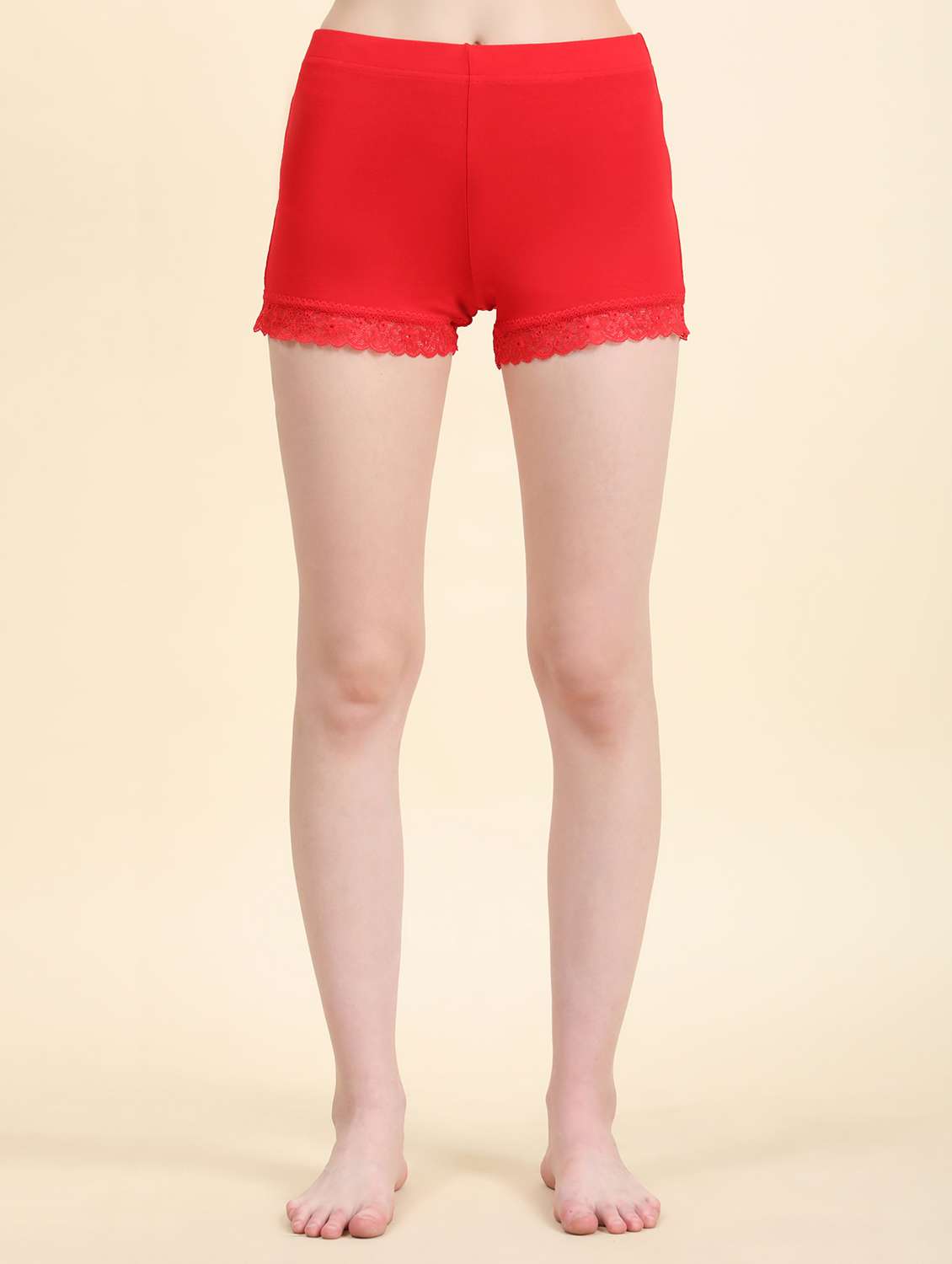 women mid rise solid lace detailed loungewear shorts