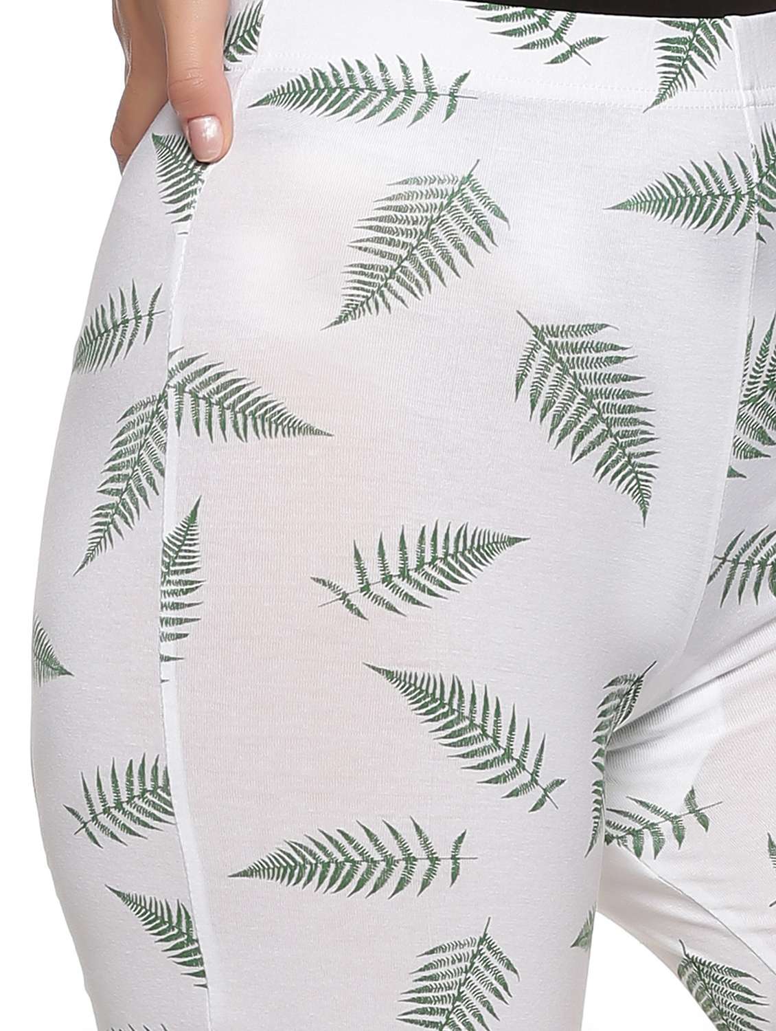 women mid rise printed cycling shorts - 21708589 - Standard Image - 4