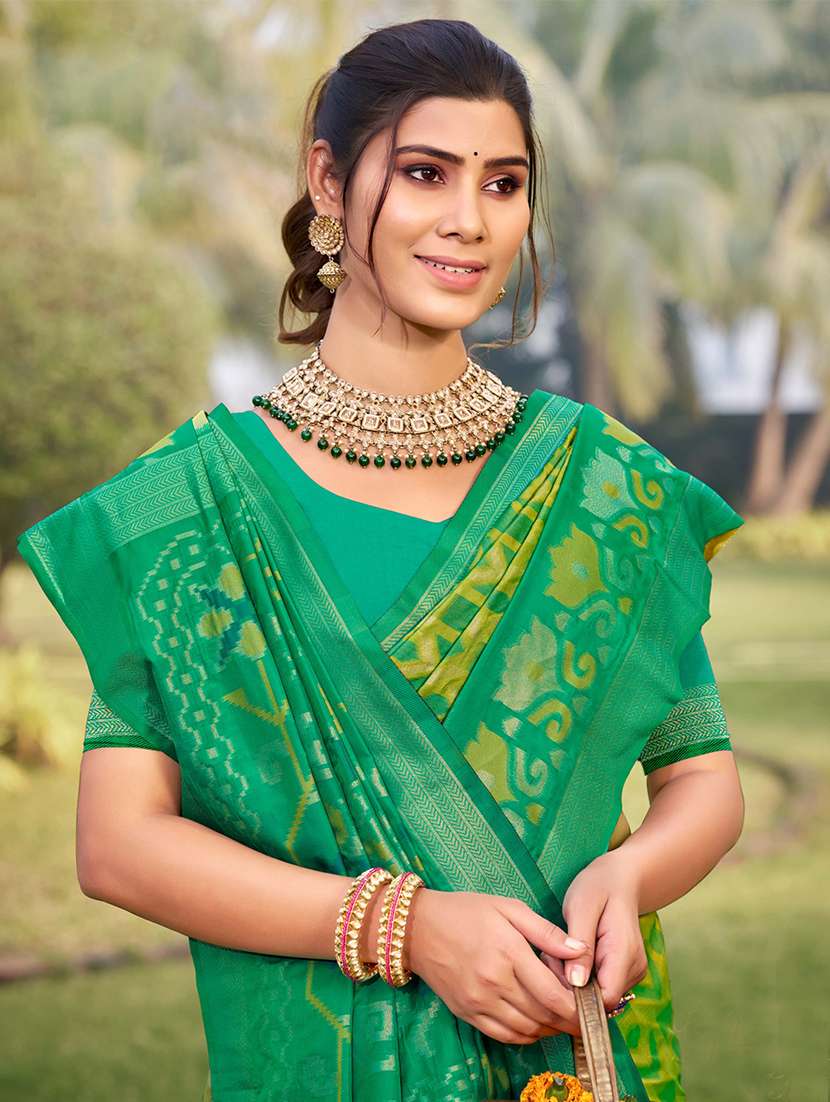 women self design bordered saree with blouse - 21708884 -  Standard Image - 1