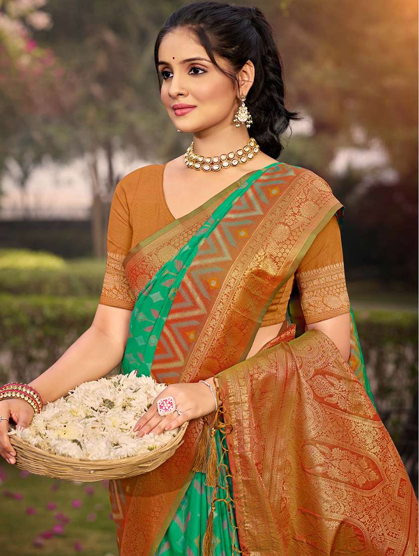 women self design bordered saree with blouse - 21708904 -  Standard Image - 1
