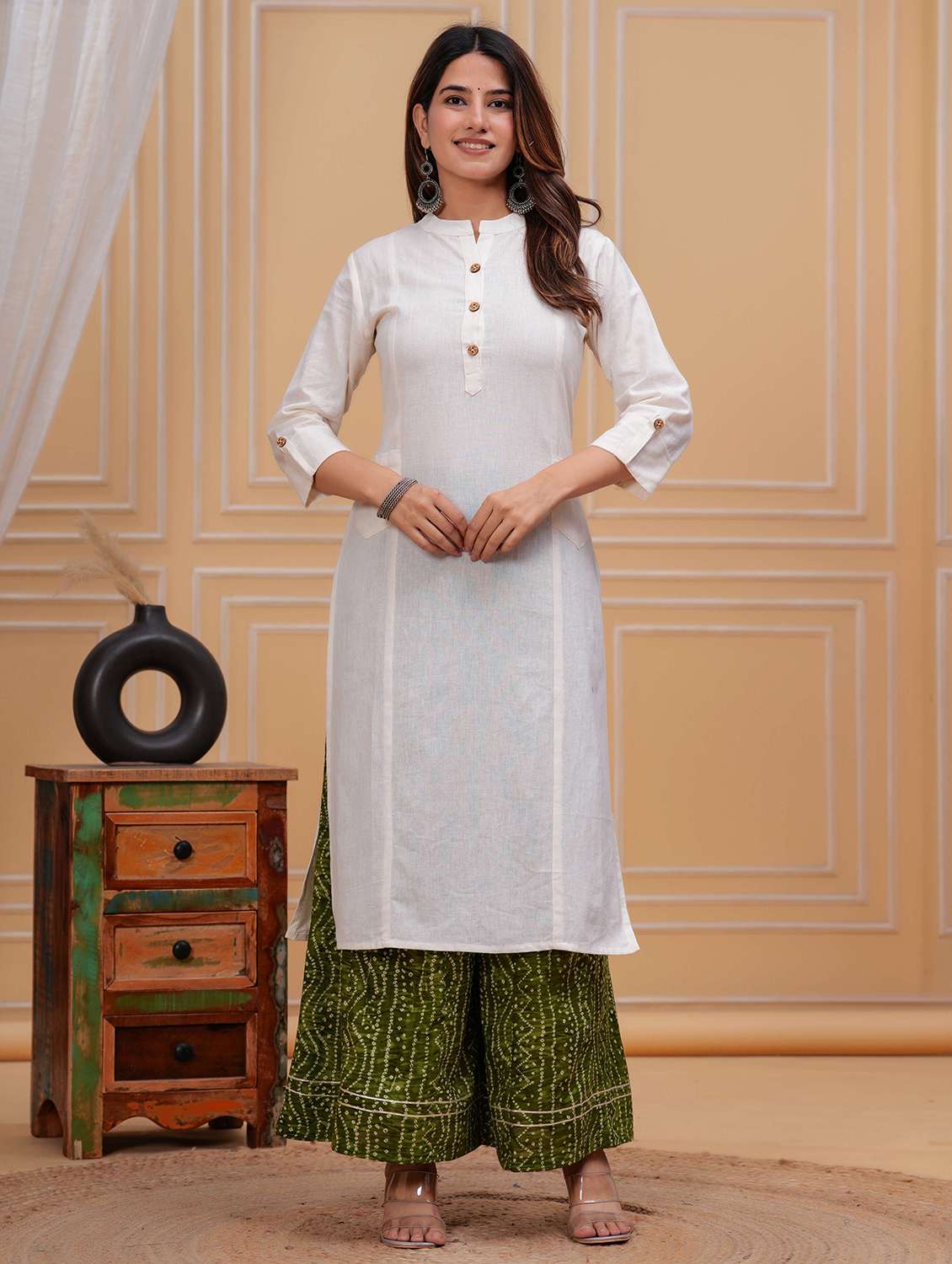 women solid three quarter sleeve straight kurta