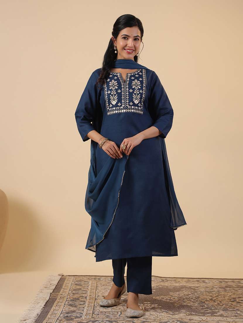 women three quarter sleeve kurta pant with dupatta set - 21709500 -  Standard Image - 1