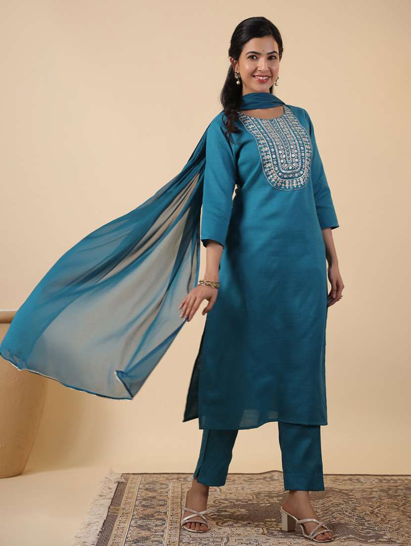 women three quarter sleeve kurta pant with dupatta set - 21709504 -  Standard Image - 1