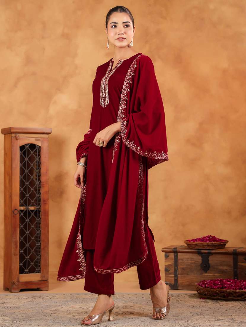 women three quarter sleeve kurta pant with dupatta set - 21709510 -  Standard Image - 1