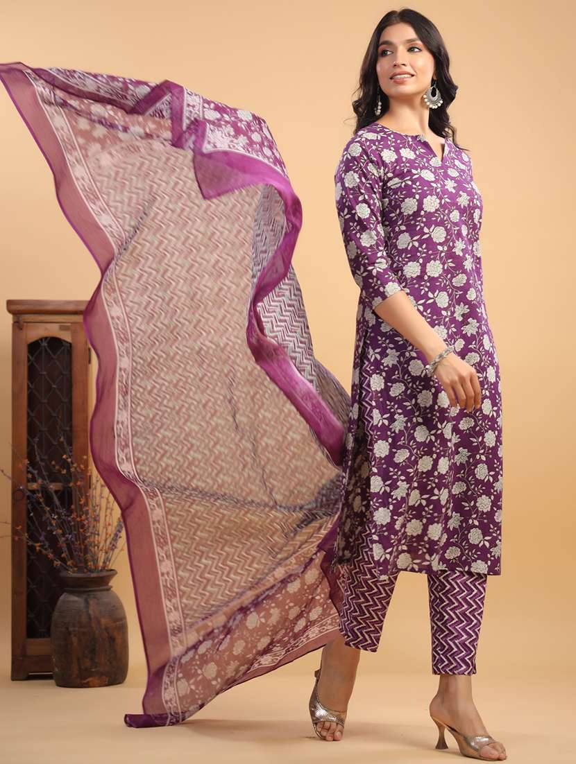women three quarter sleeve kurta pant with dupatta set - 21709513 -  Standard Image - 1