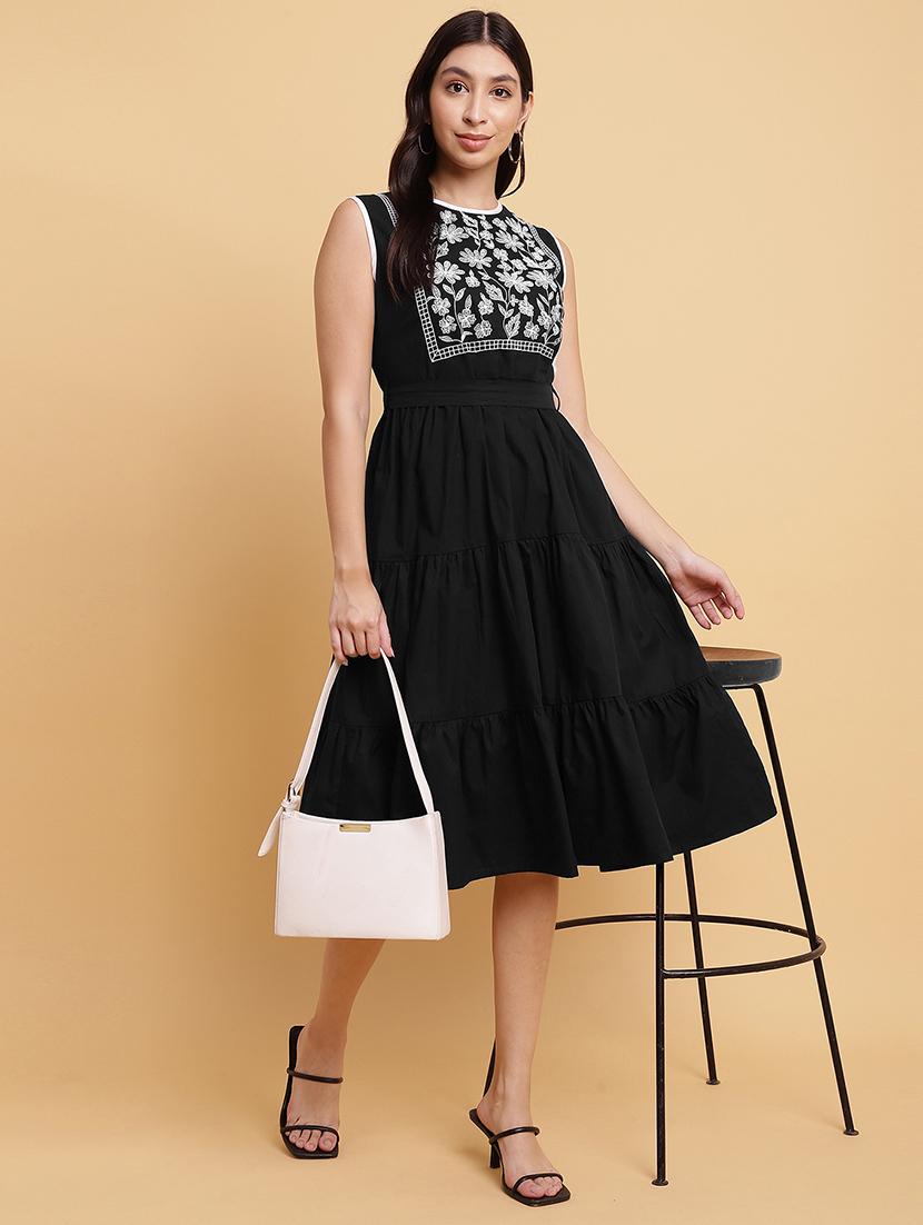women embroidered sleeveless tiered dress - 21709536 - Zoom Image - 0