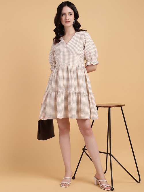 women checkered elbow sleeves tiered dress - 21709540 -  Standard Image - 0