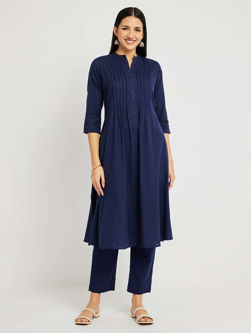 women solid three quarter sleeve a-line kurta