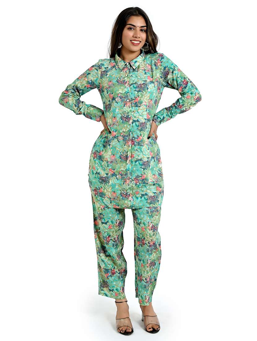 women green printed shirt collar neck co-ords set