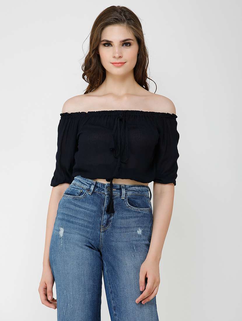 women solid off shoulder crop top
