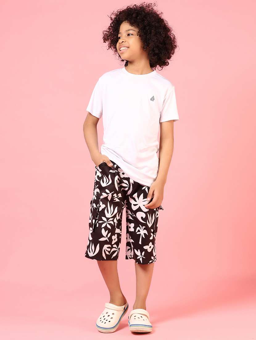 boys printed mid rise regular fit three fourth - 21711652 - Standard Image - 4