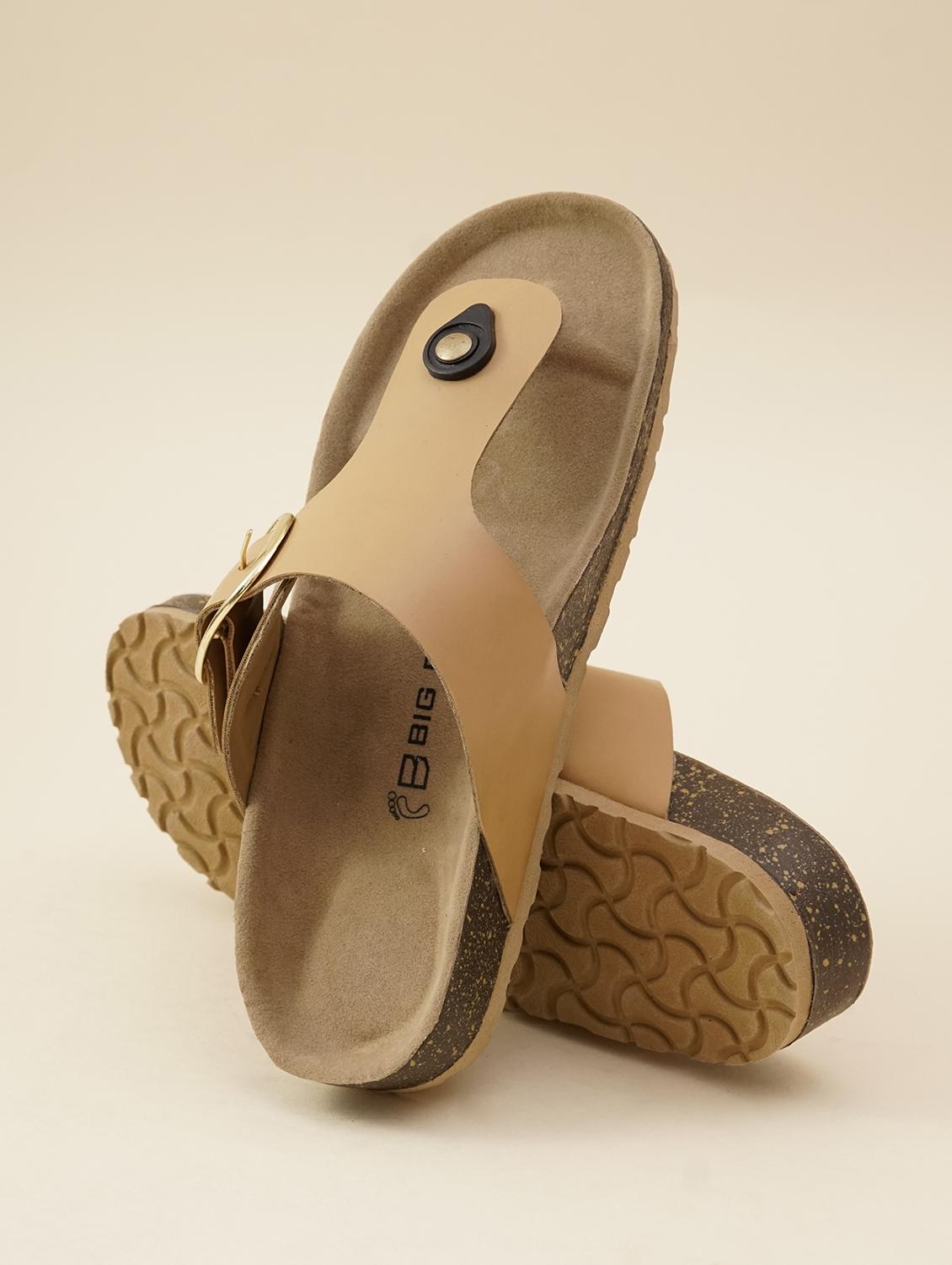 women toe separator sandal - 21711941 - Zoom Image - 0