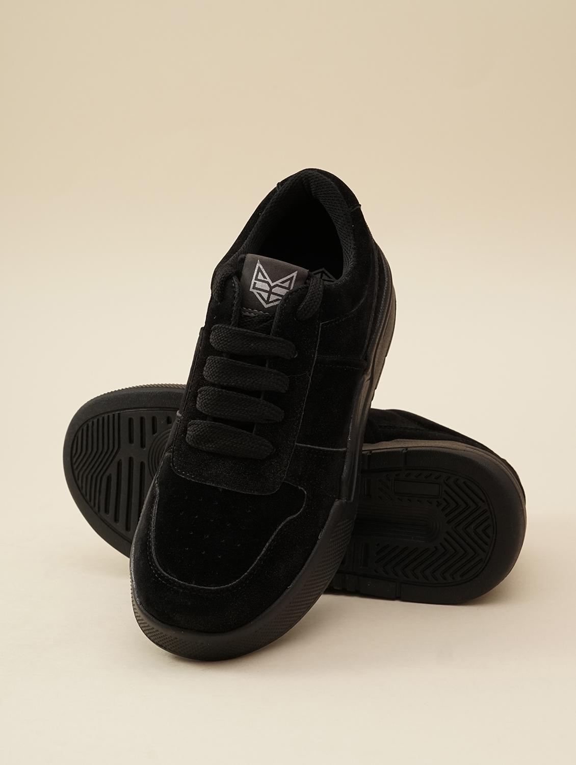 women black lace-up sneakers - 21711952 - Zoom Image - 0