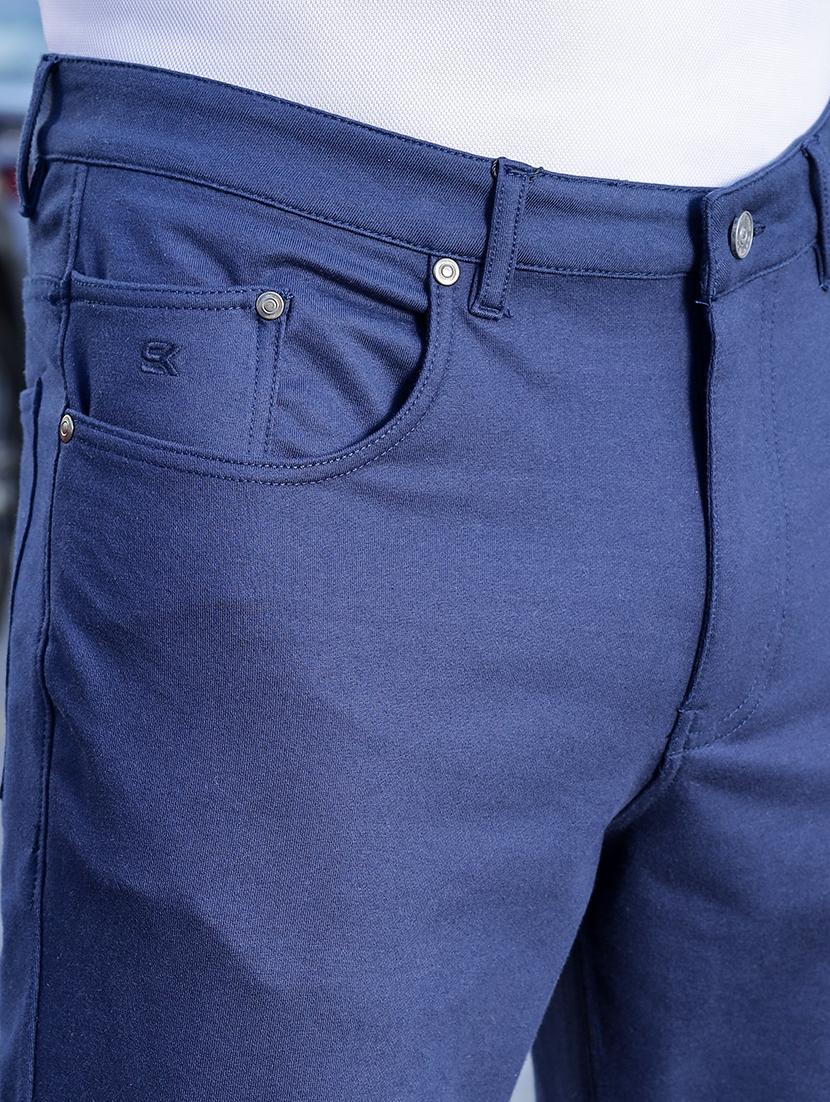 men mid rise solid chinos - 21712271 - Standard Image - 4