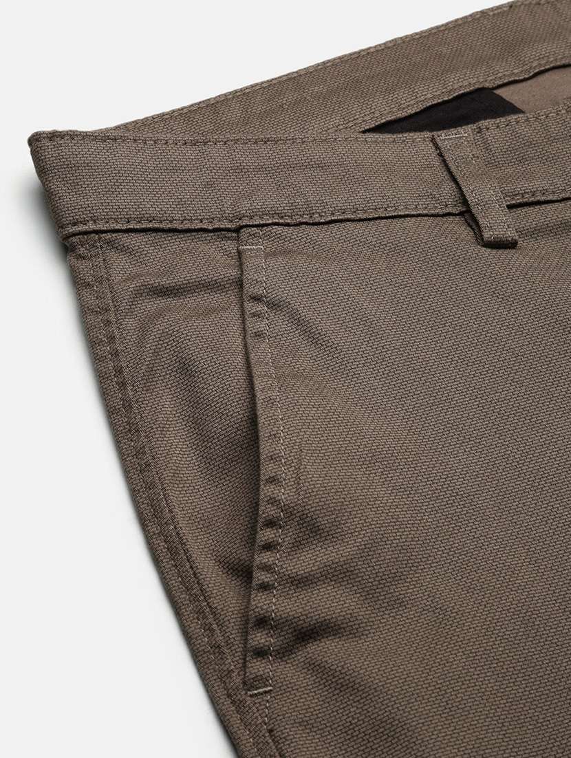 men solid mid rise chinos  - 21712344 -  Standard Image - 4