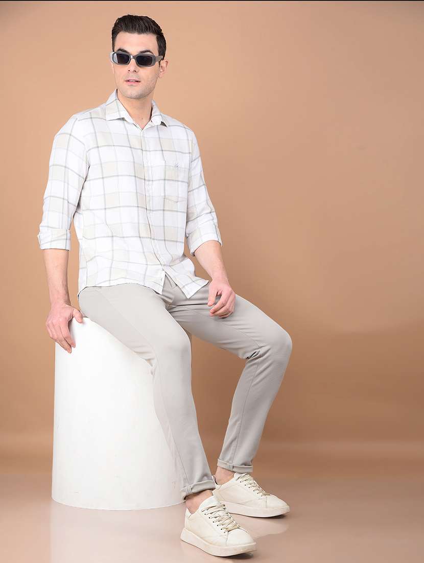 men solid mid rise chinos - 21713419 - Standard Image - 4