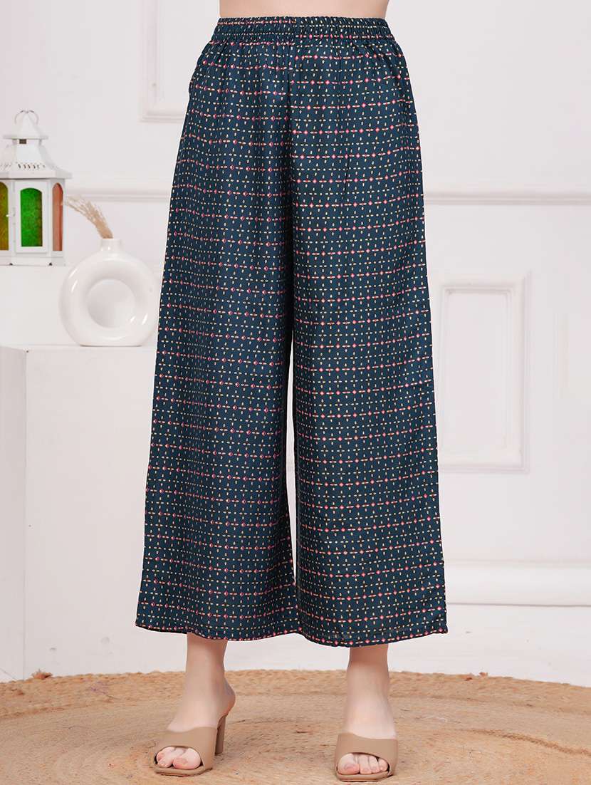 women printed sleeveless kurta palazzo set - 21714168 - Standard Image - 4