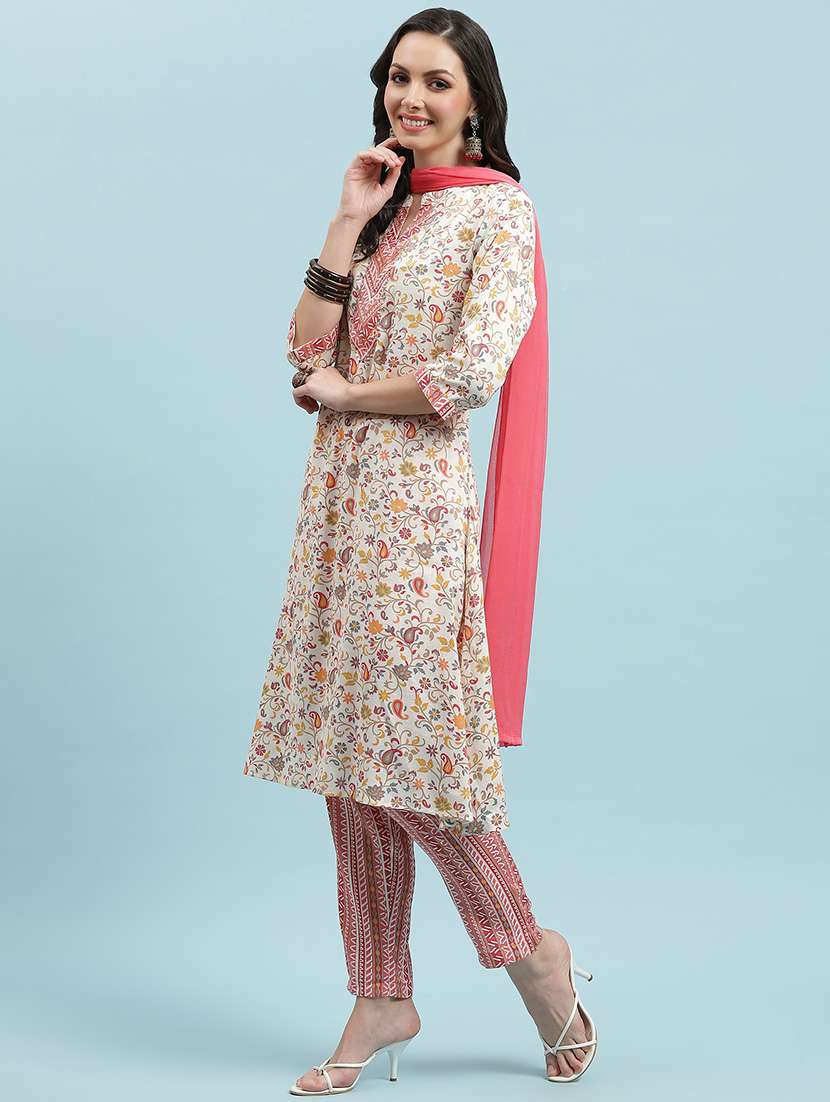 women three quarter sleeve kurta pant with dupatta set - 21714293 - Standard Image - 1