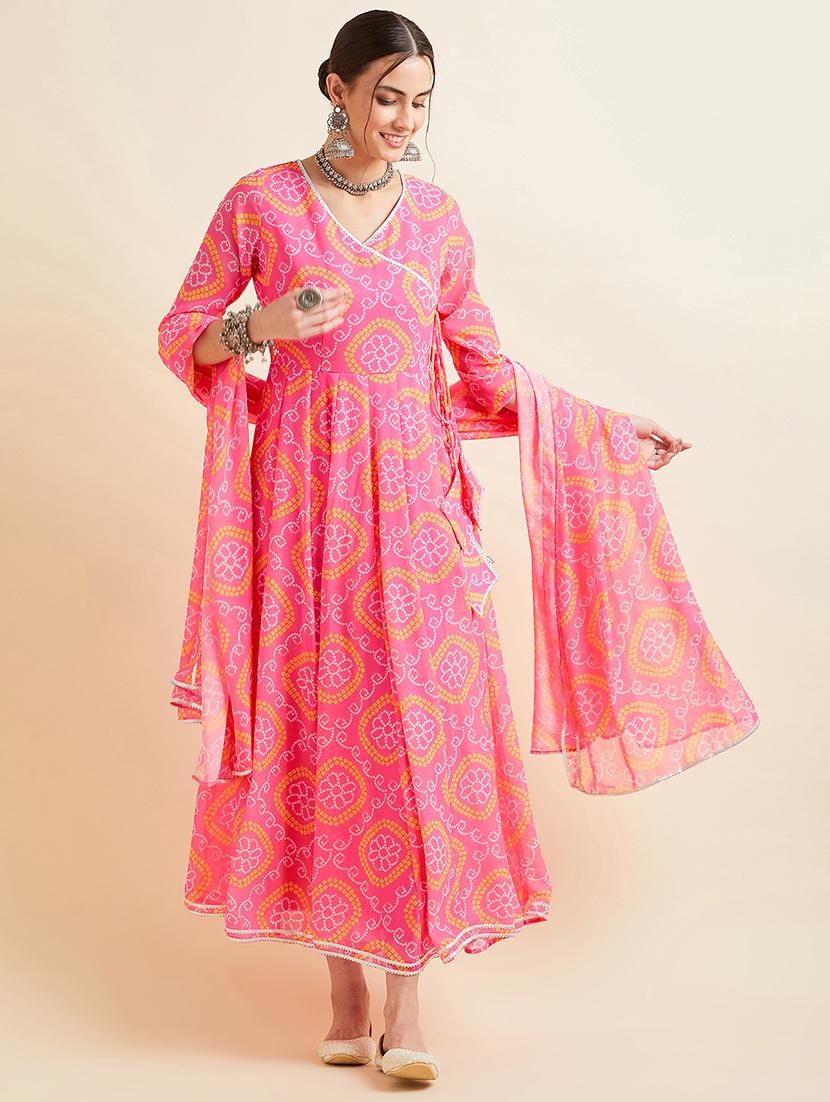 women bandhani printed round neck kurta dupatta set