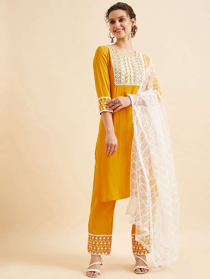 women three quarter sleeve kurta pant with dupatta set 