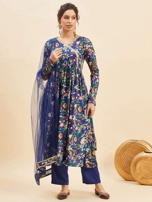 women floral printed kurta pant set with dupatta