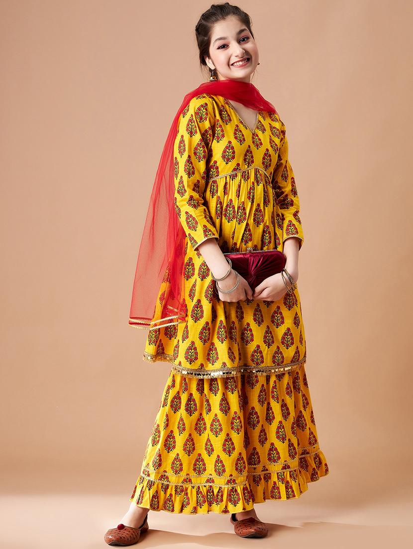 girls printed kurta sharara suit set - 21716123 - Standard Image - 4