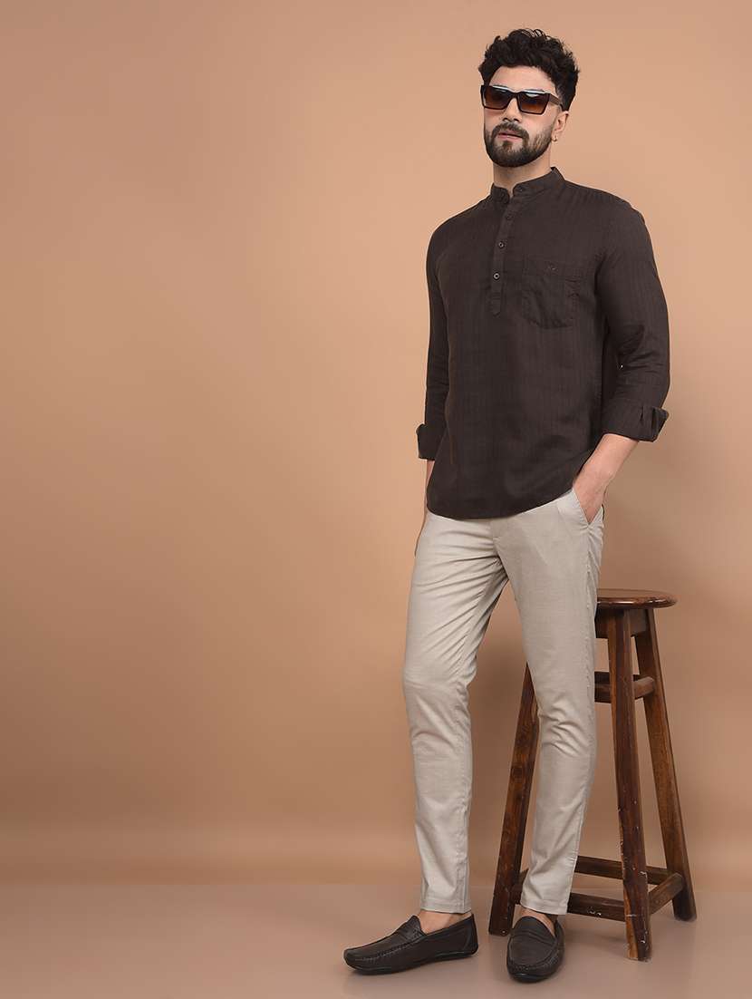 men mandarin neck solid short kurta - 21716217 - Standard Image - 4