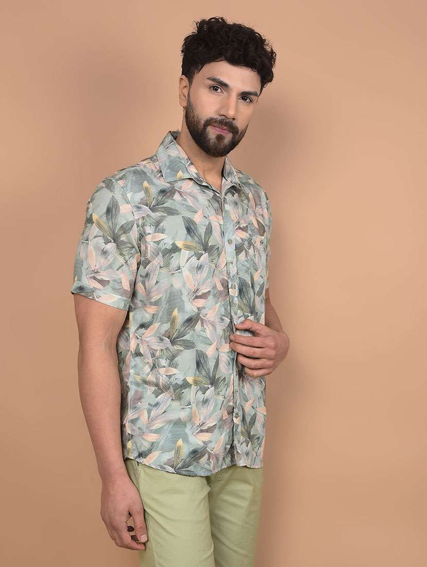 men short sleeves printed casual shirt