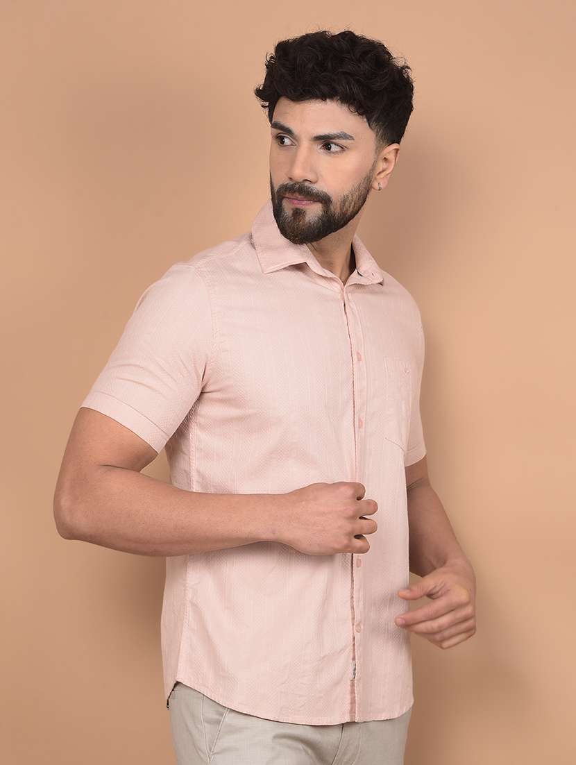 men short sleeves striped casual shirt - 21716262 -  Standard Image - 1