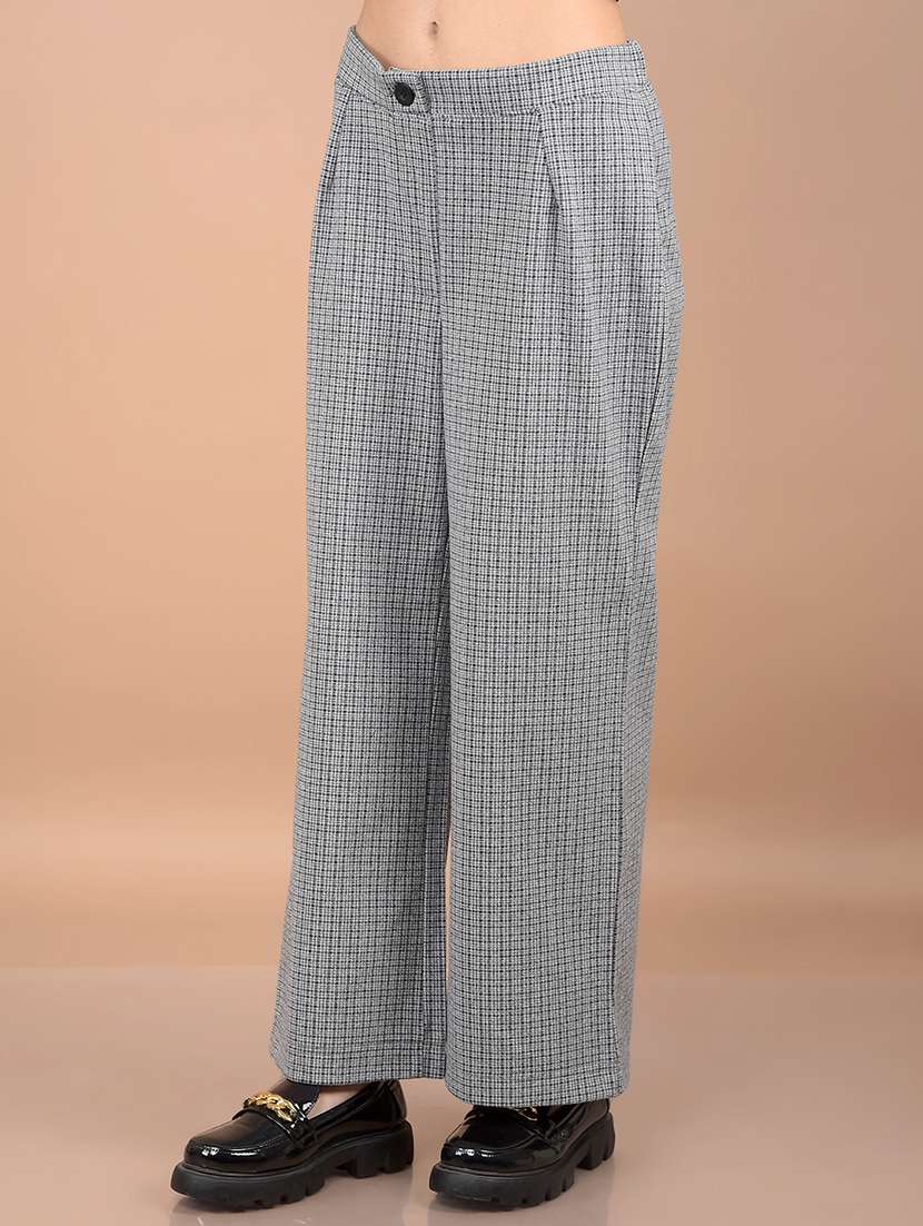 women self design blazer and trousers co-ord set - 21716357 -  Standard Image - 4