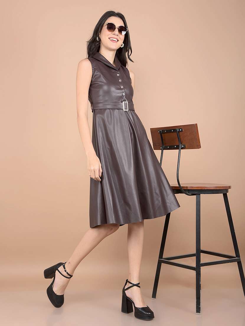 women v-neck solid belted dress - 21716358 -  Standard Image - 4